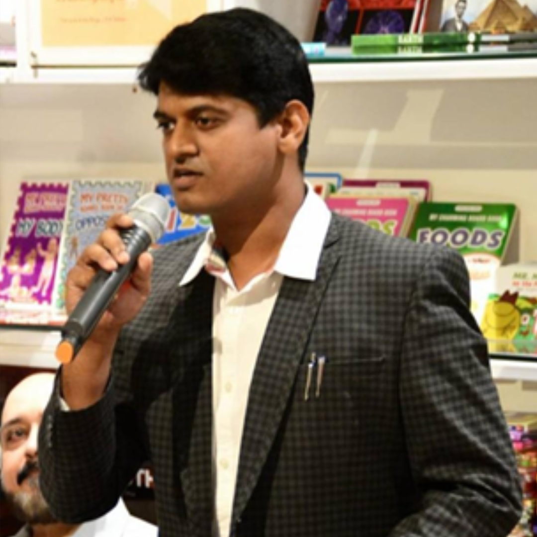 Author - Shantanu Munshi