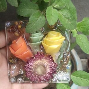 Handmade Resin Art | Shurti Verma